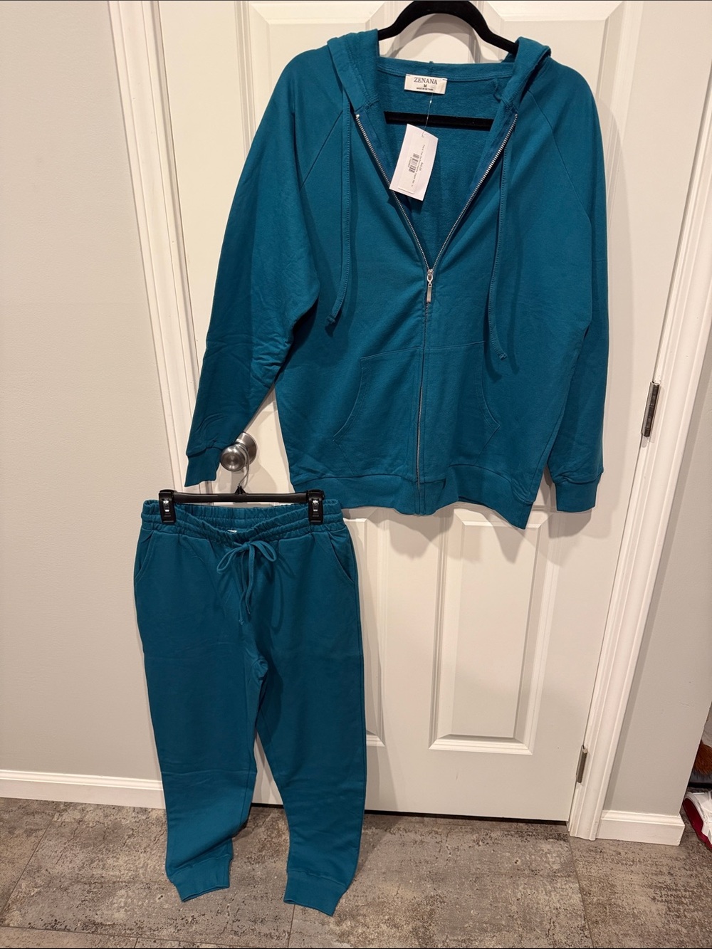 Zenana Outfitters Teal Zip-Up Hoodie and Jogger Set